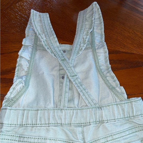Girls 2T Shortall - Picture 7 of 8